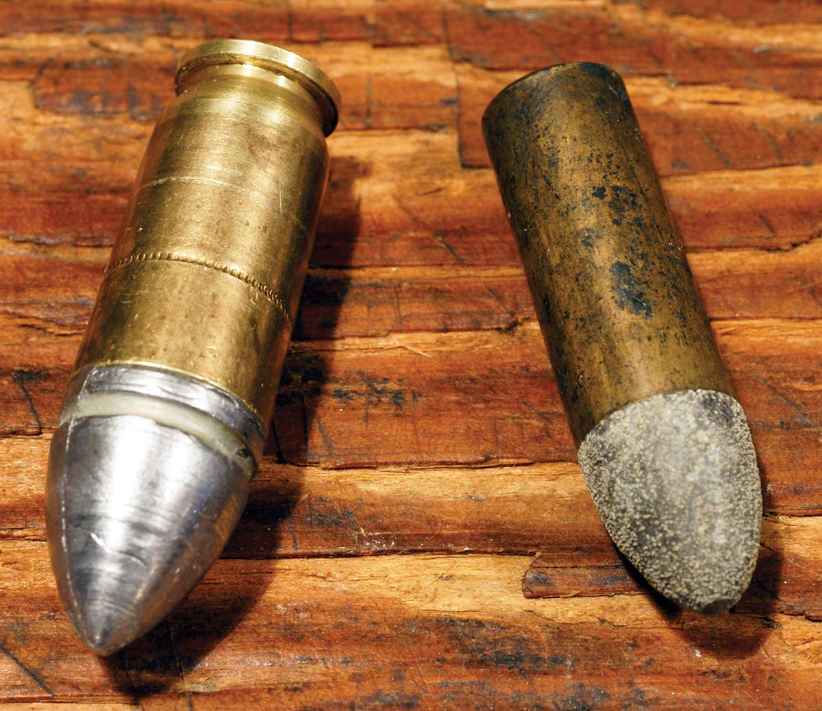 Bob Hayley’s cartridge for the Colt Thuer conversion (left) beside an original. This front-loading design allowed the use of centerfire cartridges without infringing Smith & Wesson’s Rollin White patent, and was the first cartridge to have a self-contained primer.